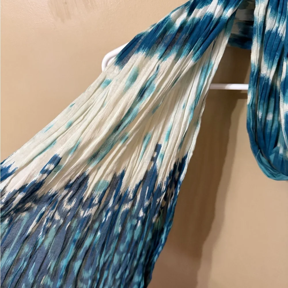 Blue and White Tie-Dye Scarf
